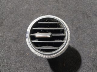 bontott AUDI A3 Jobb Szellőző