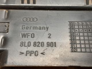 bontott AUDI A3 Jobb Szellőző