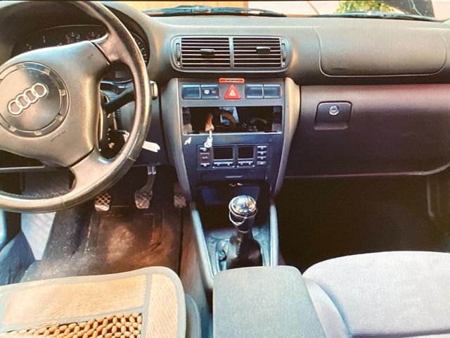 bontott AUDI A3 Jobb Szellőző