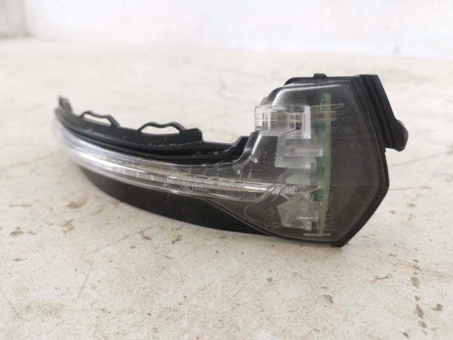 bontott AUDI A3 Jobb Visszapillantó Tükör Irányjelző