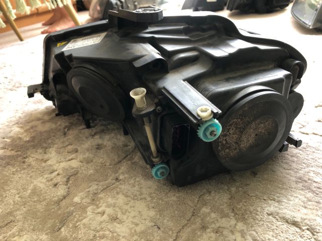 bontott AUDI A3 Jobb Xenon Fényszóró