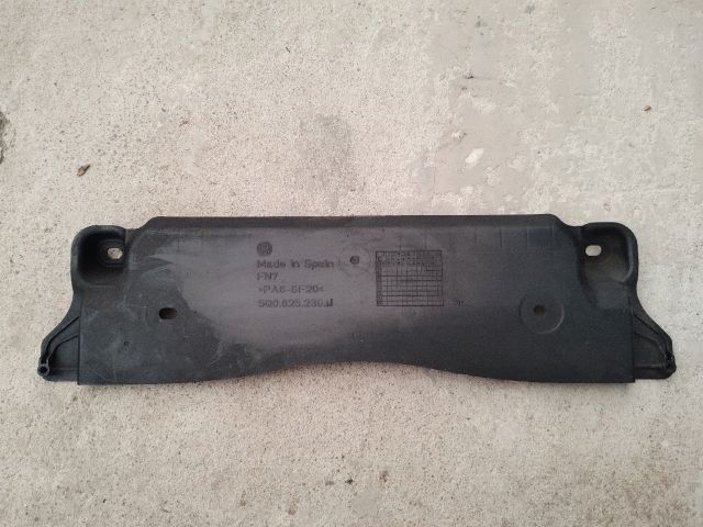 bontott AUDI A3 Kartervédő