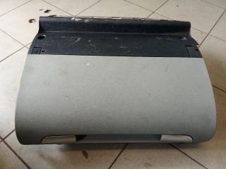 bontott AUDI A3 Kesztyűtartó