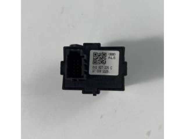 bontott AUDI A3 Kézifék Kapcsoló