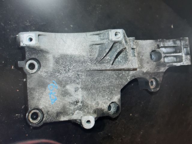 bontott AUDI A3 Klímakompresszor Tartó Bak