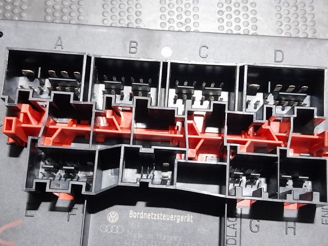 bontott AUDI A3 Komfort Elektronika