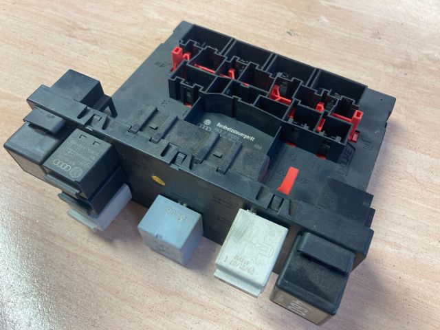 bontott AUDI A3 Komfort Elektronika