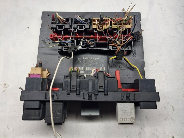 bontott AUDI A3 Komfort Elektronika