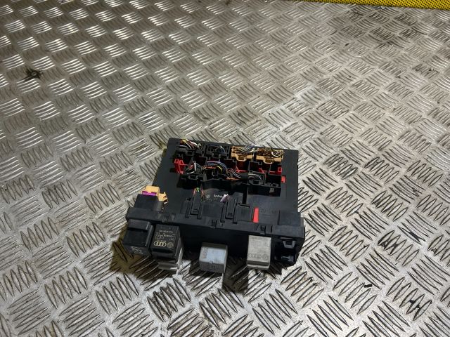 bontott AUDI A3 Komfort Elektronika