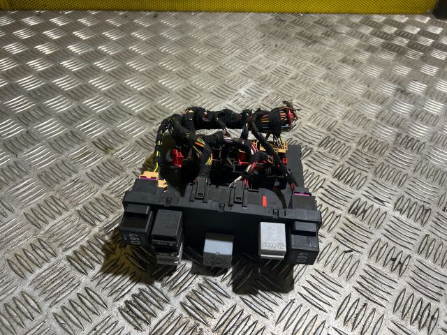 bontott AUDI A3 Komfort Elektronika