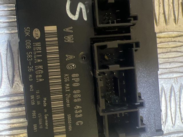 bontott AUDI A3 Komfort Elektronika