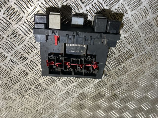 bontott AUDI A3 Komfort Elektronika