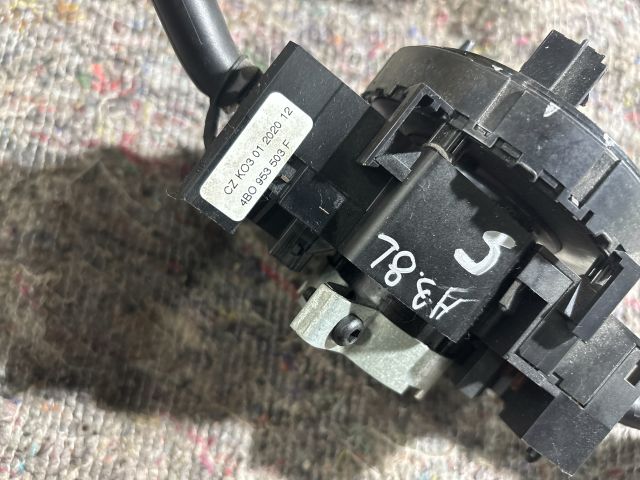 bontott AUDI A3 Komplett Kormánykapcsoló (Bajuszkapcsoló)