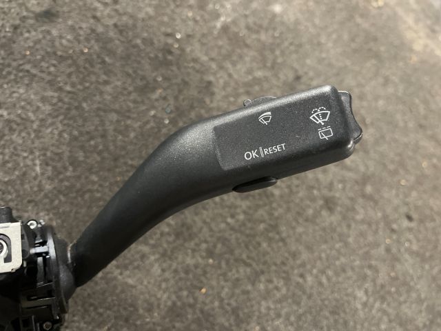 bontott AUDI A3 Komplett Kormánykapcsoló (Bajuszkapcsoló)