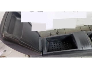 bontott AUDI A3 Könyöklő