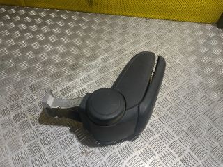 bontott AUDI A3 Könyöklő