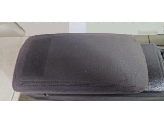 bontott AUDI A3 Könyöklő