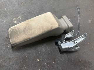 bontott AUDI A3 Könyöklő