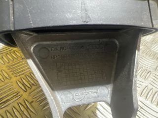 bontott AUDI A3 Könyöklő