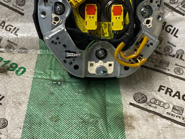 bontott AUDI A3 Kormánylégzsák