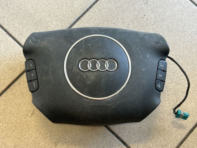 bontott AUDI A3 Kormánylégzsák