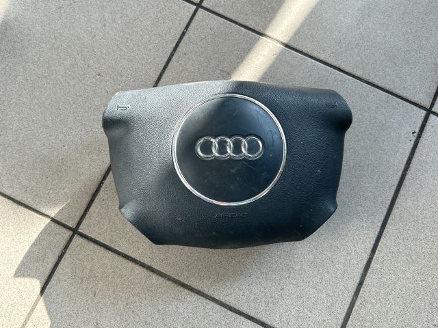bontott AUDI A3 Kormánylégzsák