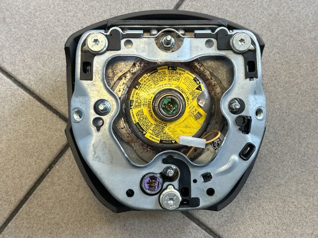 bontott AUDI A3 Kormánylégzsák