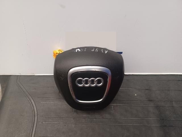 bontott AUDI A3 Kormánylégzsák