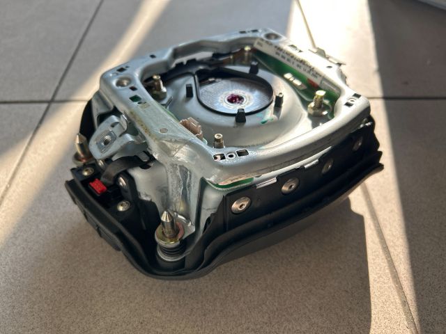 bontott AUDI A3 Kormánylégzsák