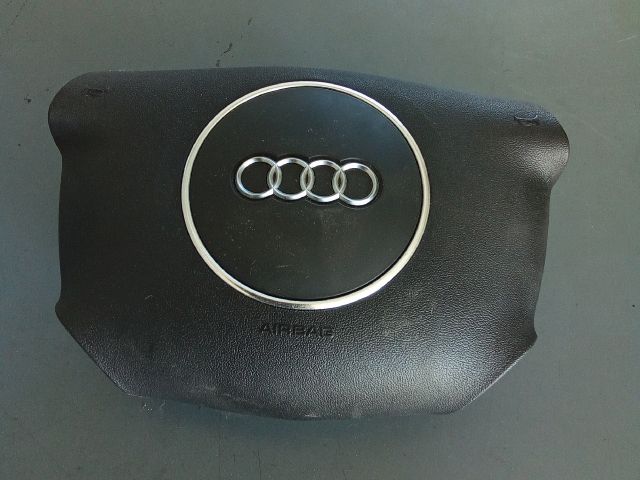 bontott AUDI A3 Kormánylégzsák