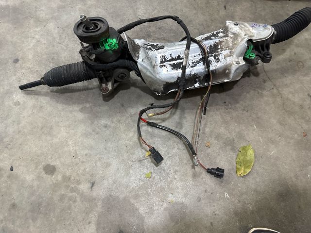 bontott AUDI A3 Kormánymű Szervós