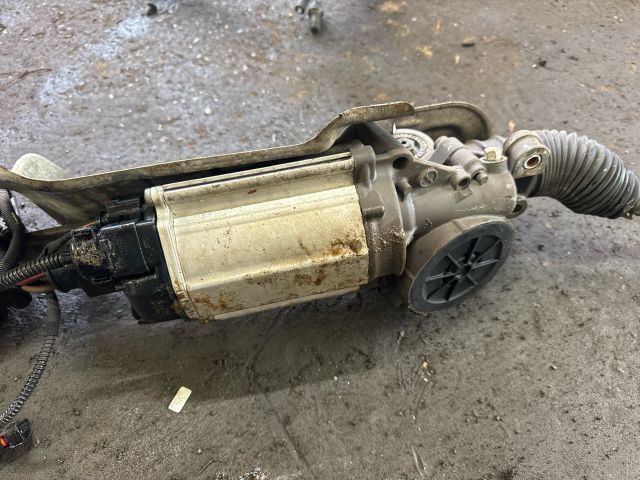 bontott AUDI A3 Kormánymű Szervós