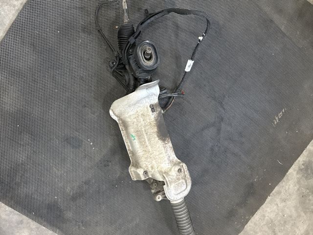 bontott AUDI A3 Kormánymű Szervós