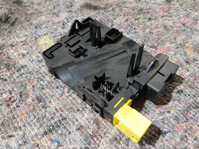 bontott AUDI A3 Kormányoszlop Vezérlő