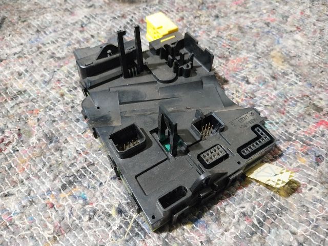 bontott AUDI A3 Kormányoszlop Vezérlő