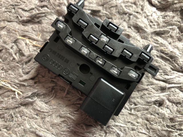 bontott AUDI A3 Kormányszög Jeladó