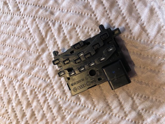 bontott AUDI A3 Kormányszög Jeladó