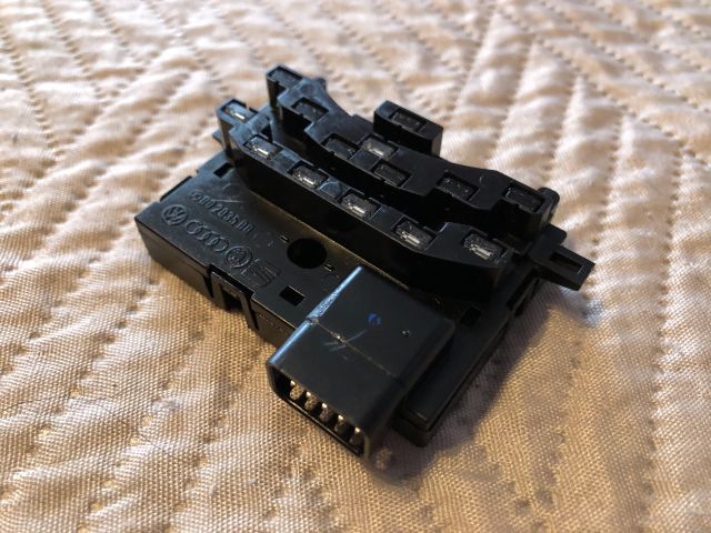 bontott AUDI A3 Kormányszög Jeladó