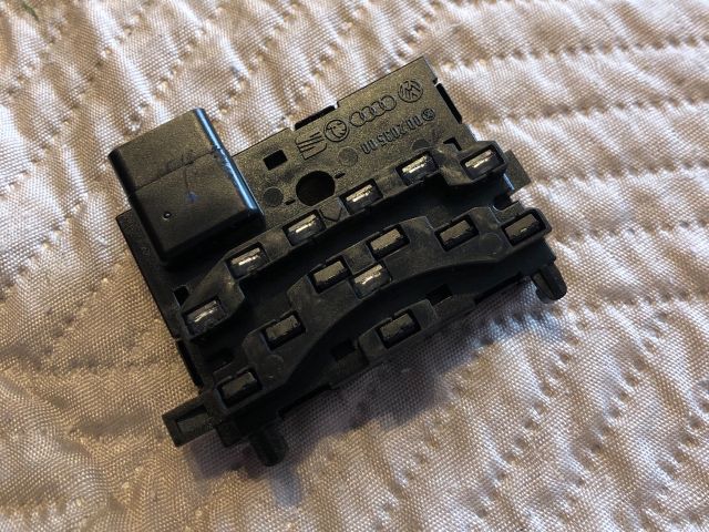 bontott AUDI A3 Kormányszög Jeladó