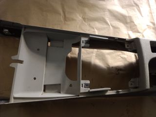 bontott AUDI A3 Középkonzol Keret