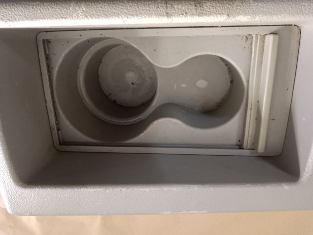 bontott AUDI A3 Középkonzol Keret