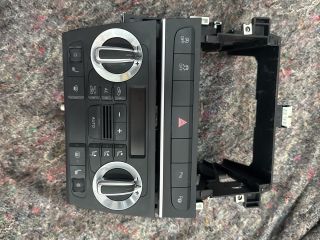 bontott AUDI A3 Középkonzol Keret