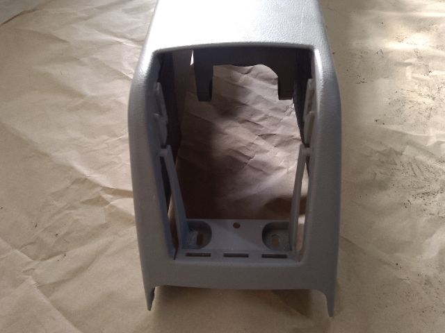 bontott AUDI A3 Középkonzol Keret