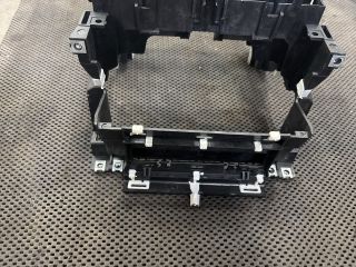 bontott AUDI A3 Középkonzol Keret