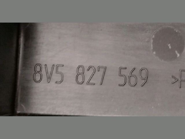 bontott AUDI A3 Középkonzol Keret