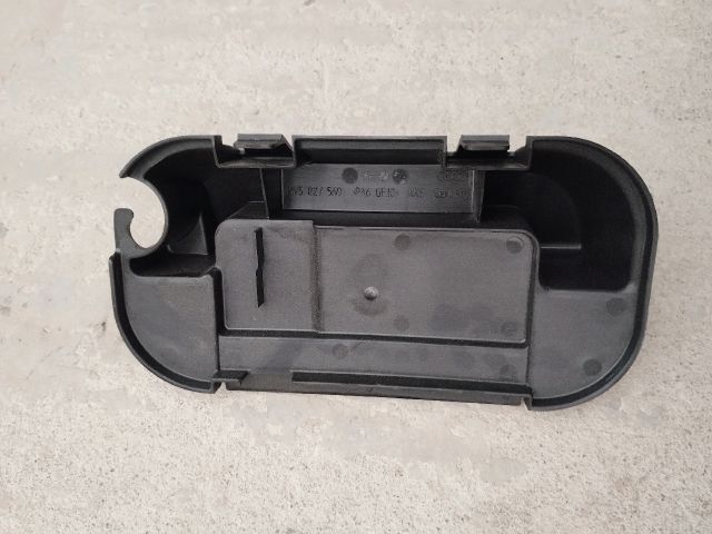 bontott AUDI A3 Középkonzol Keret