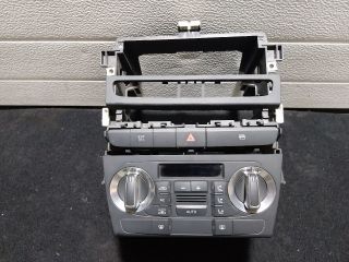 bontott AUDI A3 Középkonzol Vezérlő Panel