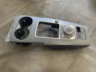 bontott AUDI A3 Középkonzol Vezérlő Panel