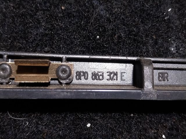 bontott AUDI A3 Középkonzol Vezérlő Panel