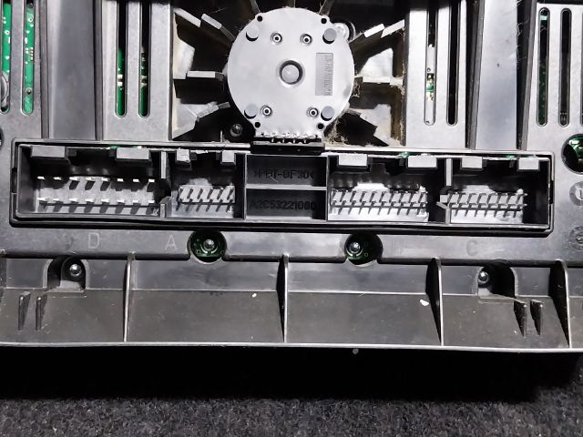 bontott AUDI A3 Középkonzol Vezérlő Panel